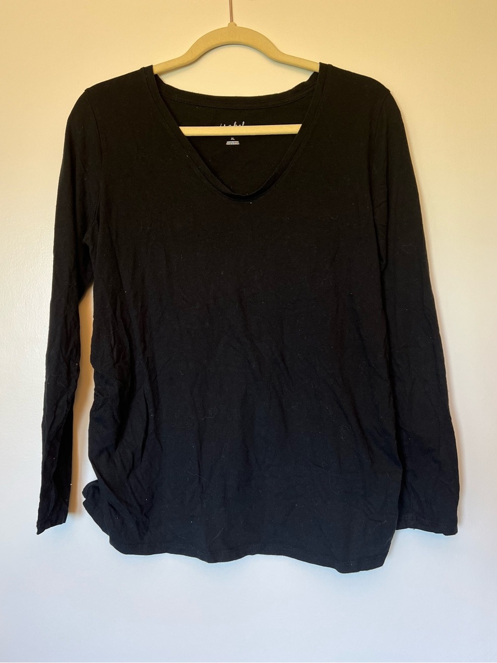 Isabel Maternity by Ingrid & Isabel Black V-Neck Long Sleeve Top
